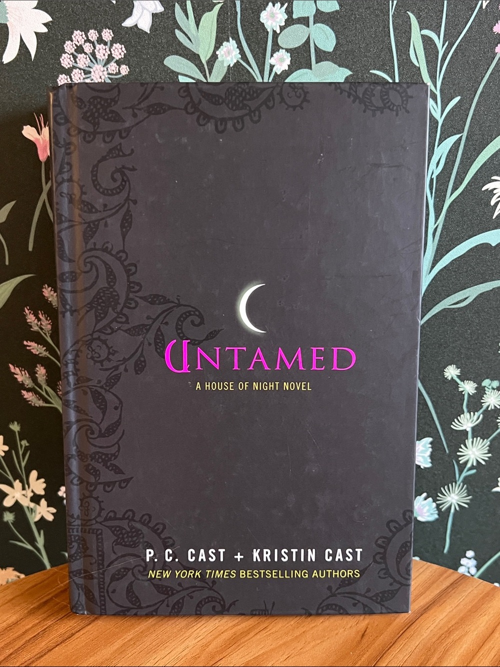 📚 3/$21 📚 VINTAGE Y2K Untamed a House of Night novel hardcover teen horror 2008
